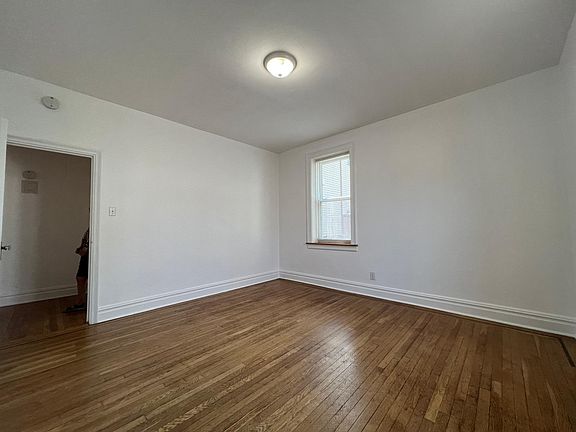 5th image of 101 Tonnelle Ave #2