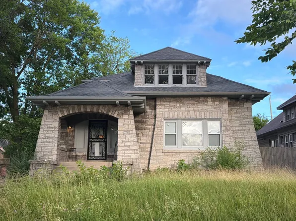 3001 N 38th St, Milwaukee, WI 53210