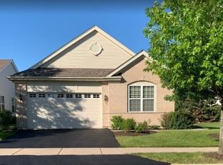 2058 Highbury Ln, Aurora, IL 60502