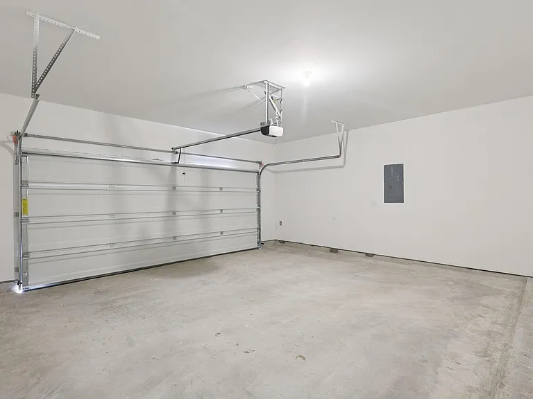 404 Sunrise Ranch Dr — Photo 16