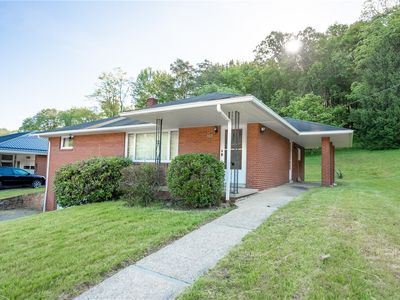 465 N 9th St, Indiana, PA, 15701