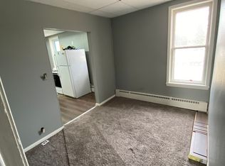 109 N Depot St #B, Juneau, WI 53039