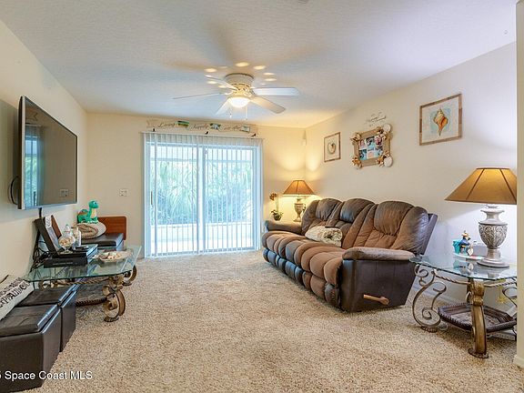 5th image of 42 Smith Ct