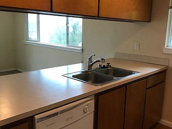 3rd image of 9717 Danwood Ln NW APT 4