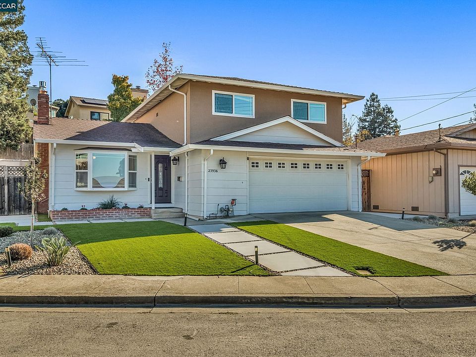 1st image of 23936 Sunnybank Pl