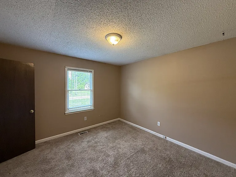 1908 Catchings Dr NW — Photo 10