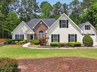 836 Winding Grove Ln, Loganville, GA 30052