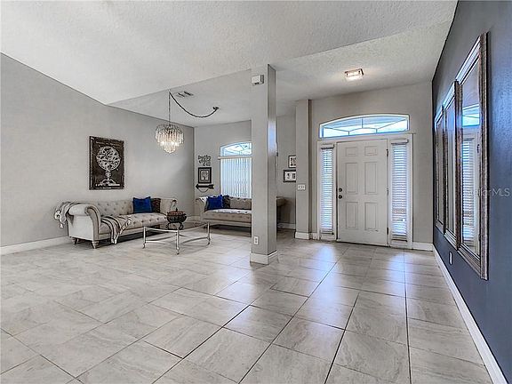 4th image of 3248 Lorimar Ln