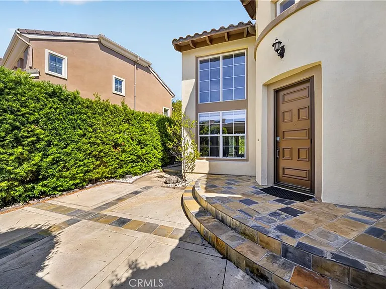 6 Westchester Ct — Photo 4