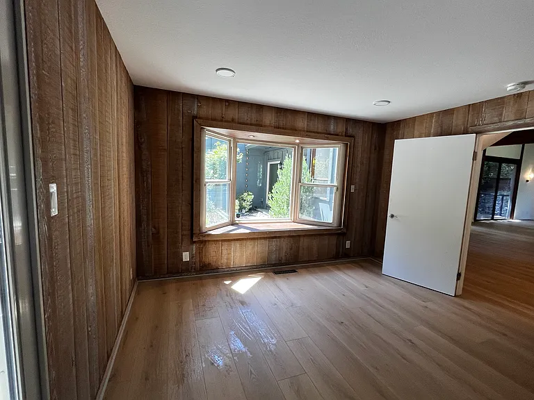 1270 Hayne Rd — Photo 8