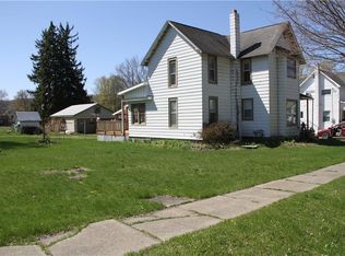 33 Alexander St, Avoca, NY 14809