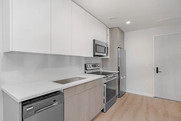 Rented by Modern Spaces | media 16