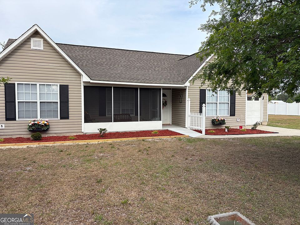1st image of 6663 Pine Ridge Cir