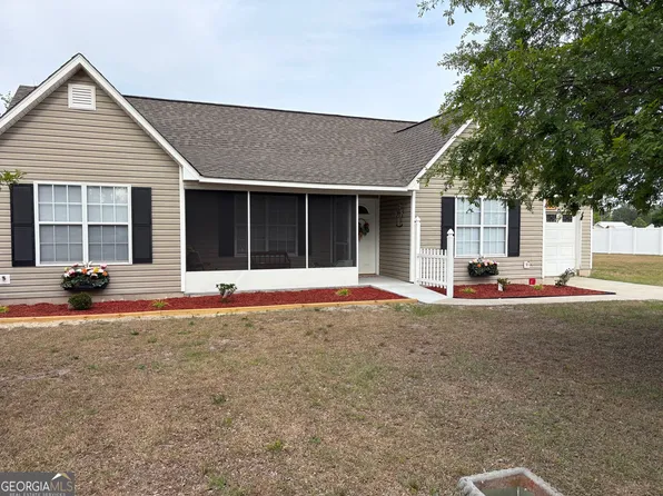 6663 Pine Ridge Cir, Blackshear, GA 31516