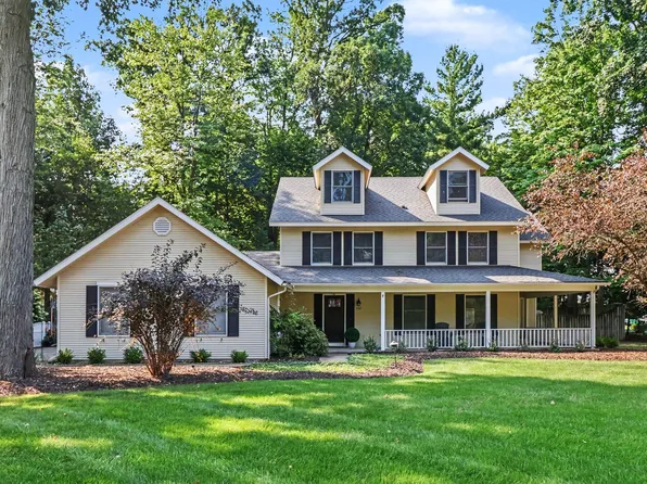 3267 Brynmawr Dr, Portage, MI 49024