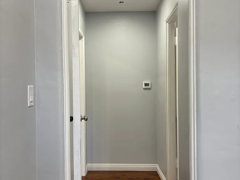 Hallyway