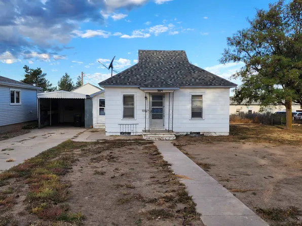 305 N 2nd St, Wakeeney, KS 67672