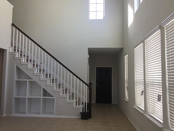 3rd image of 14009 Osmarea Dr