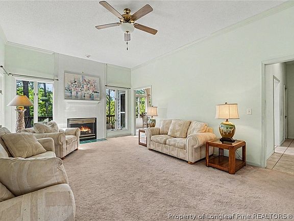 5th image of 96 Lotus Ln