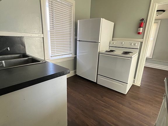 4th image of 1503 2nd Ave SE #D
