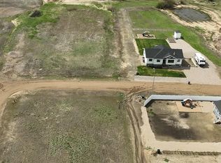 LOT Railway Ave, Bethune, SK S0G0H0