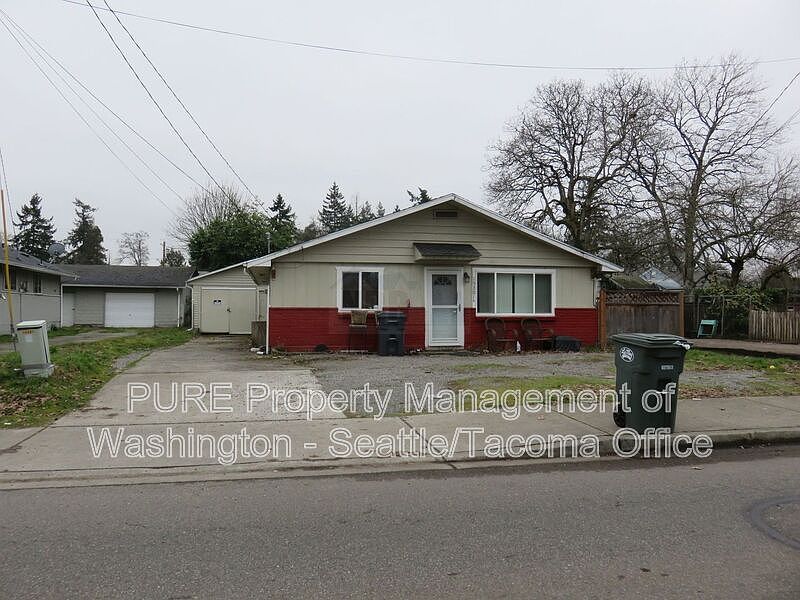 1st image of 15301 Portland Ave SW #A