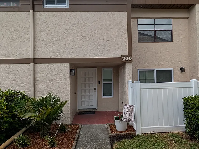 9209 Seminole Blvd #200 — Photo 1