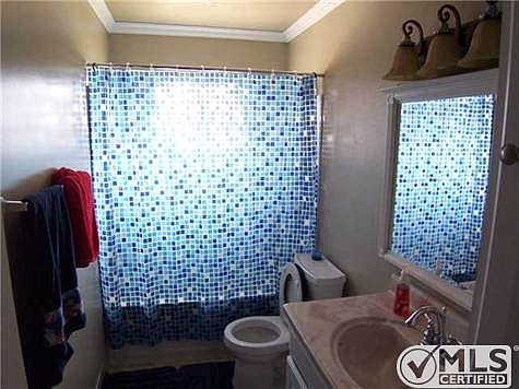 4th image of 8828 Gowdy Ave