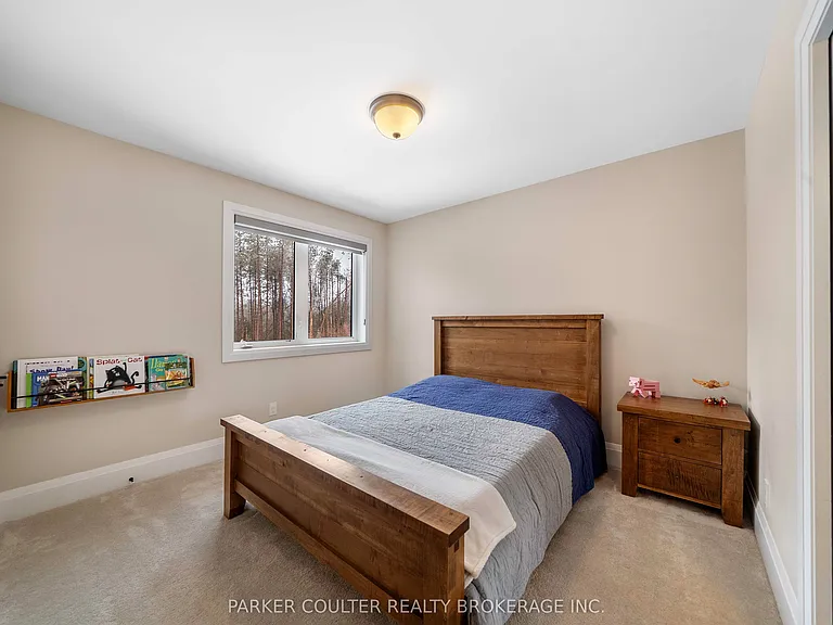 70 Georgian Grande Dr — Photo 30