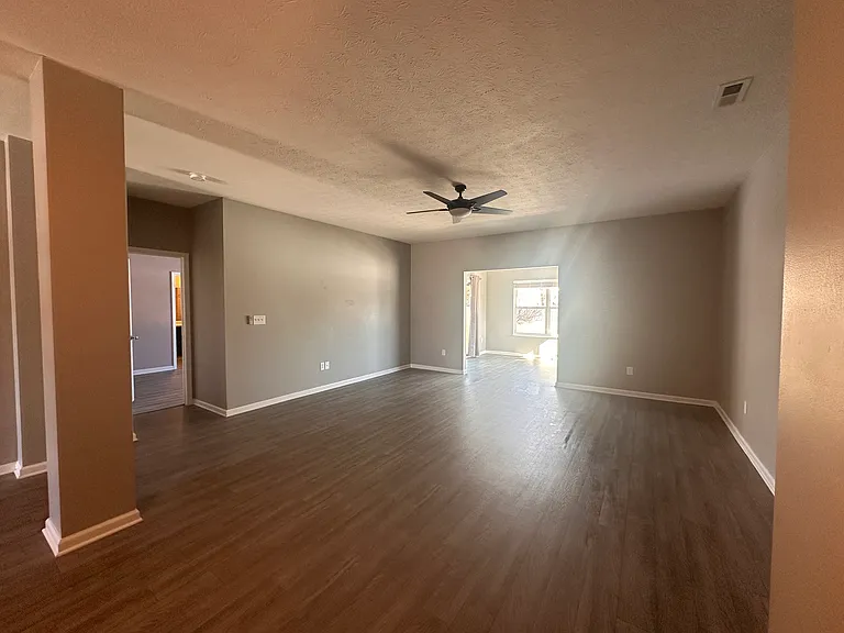 1703 Danielle Rd — Photo 6