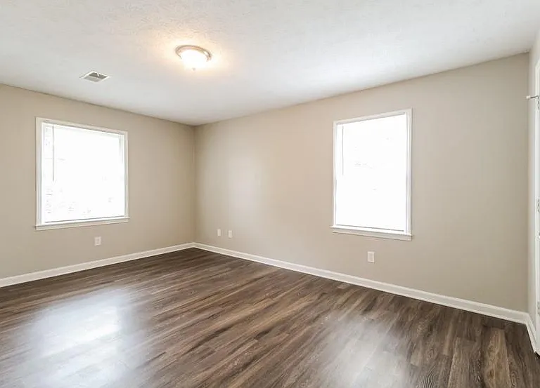 89 Duncan Ct — Photo 5