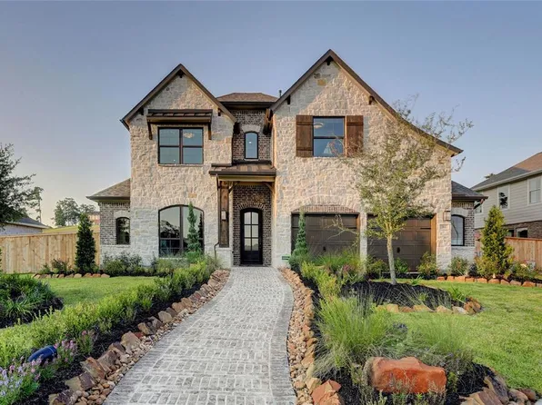 311 Pitch Pine Ct, Conroe, TX 77304