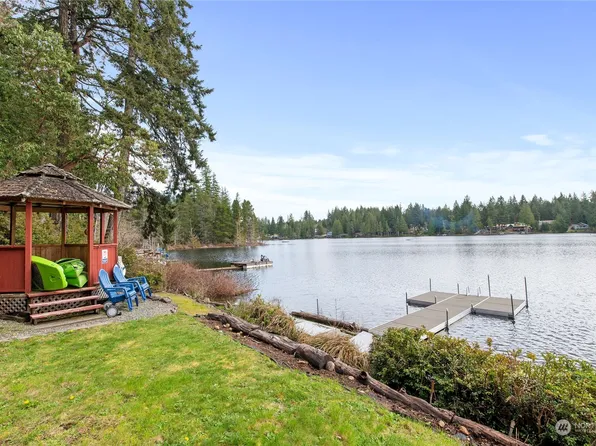 1871 E Trails End Drive, Belfair, WA 98528
