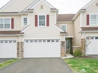 855 Iron Ln, Easton, PA 18040
