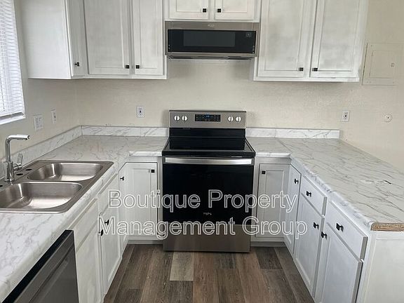 2nd image of 2258 Pamela Ln #B