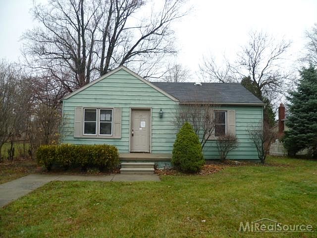 1st image of 21723 Maxine St