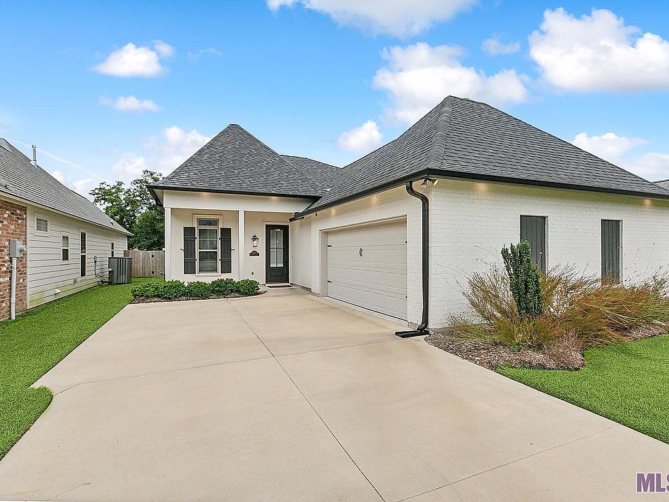 1st image of 30183 Sanctuary Blvd