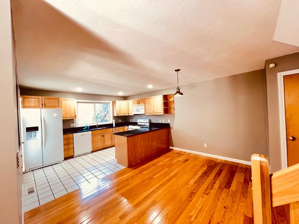 237 Captain Eames Cir