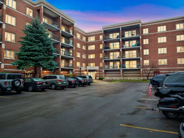 6401 W Berteau Ave APT 205, Chicago, IL 60634