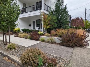 3675 SE 13th Ave #B, Portland, OR 97202