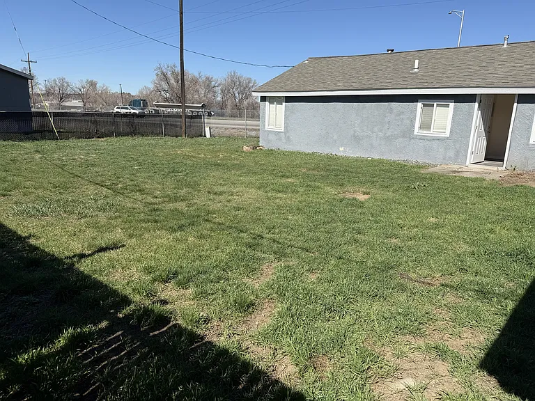 1385 US Highway 87 E #36 — Photo 2