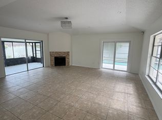 15158 Springview St, Tampa, FL 33624