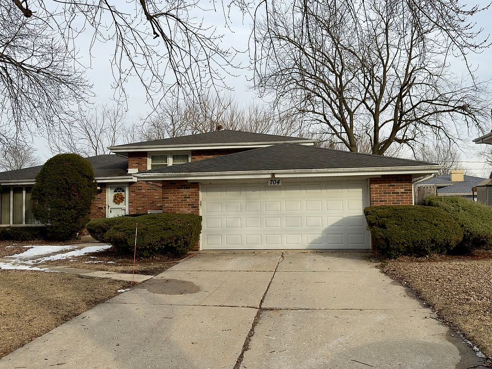 1st image of 704 Tana Ln