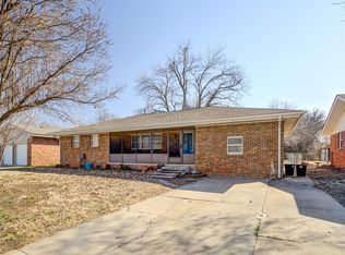 1226 Salsbury St, Norman, OK 73069