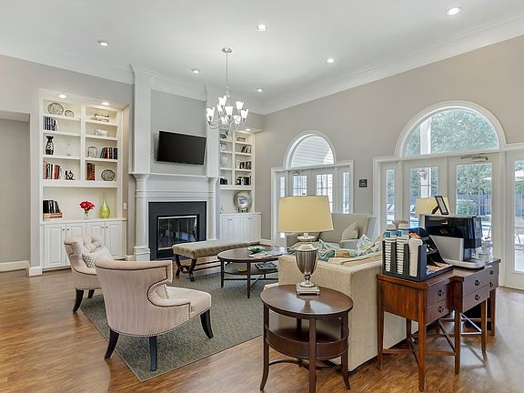 4th image of 100 Glenburnie Rd #8-814