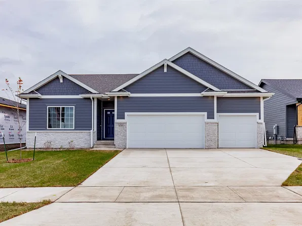 1737 SW Sienna Ct, Grimes, IA 50111