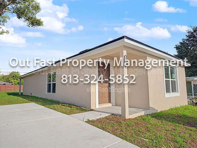 1803 Venus St — Photo 2