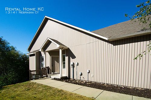 2nd image of 13141 Nebraska Ct