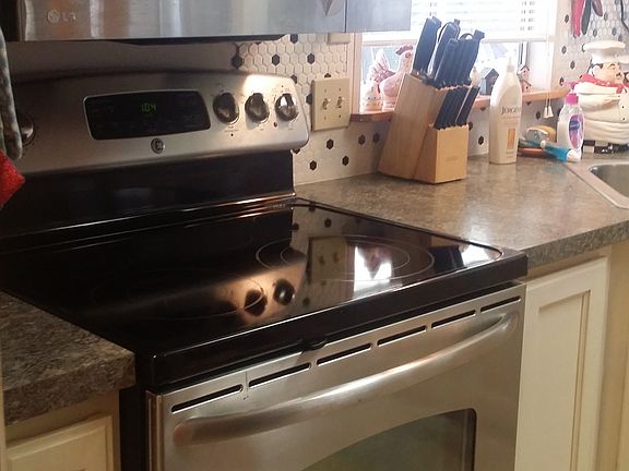 3rd image of 11422 E 37th Ln