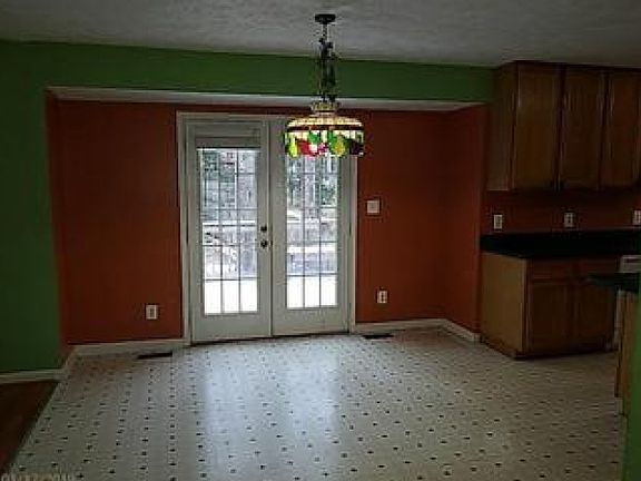 3rd image of 6403 Quiet Pond Ct